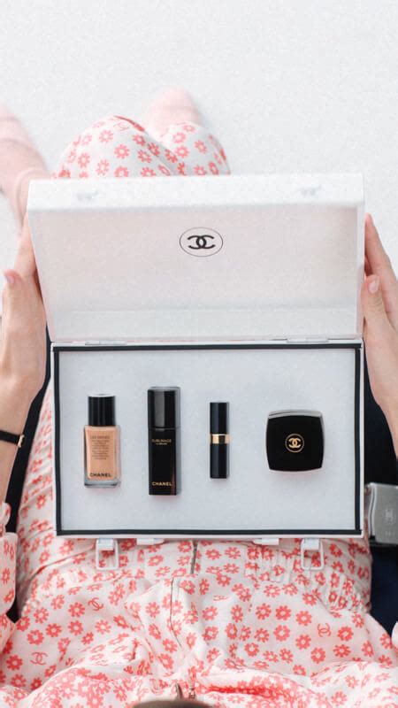 chanel cosmetics travel kit